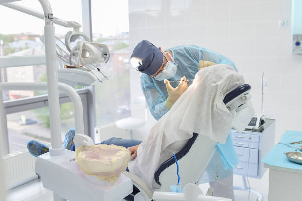 Best Emergency Tooth Extraction in Hilltop, MN